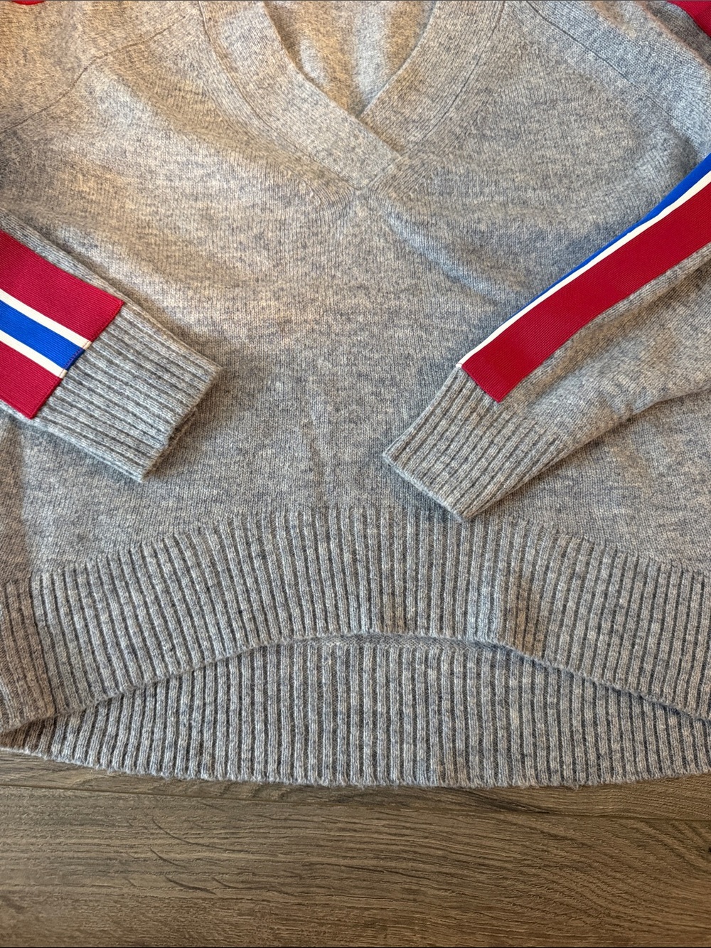 Sandro Gray V-Neck Sweater with Red and Blue Stripe Sleeves - Picture 5 of 5